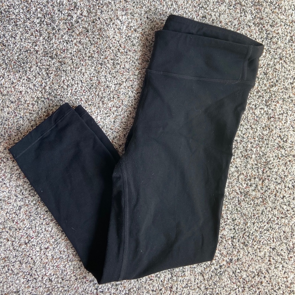 Athleta Girls Black Cropped Leggings